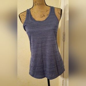 Head tank top